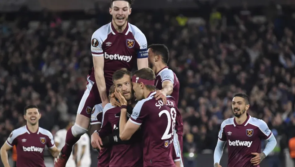 The Stage Is Set: A Night of Redemption at the London Stadium